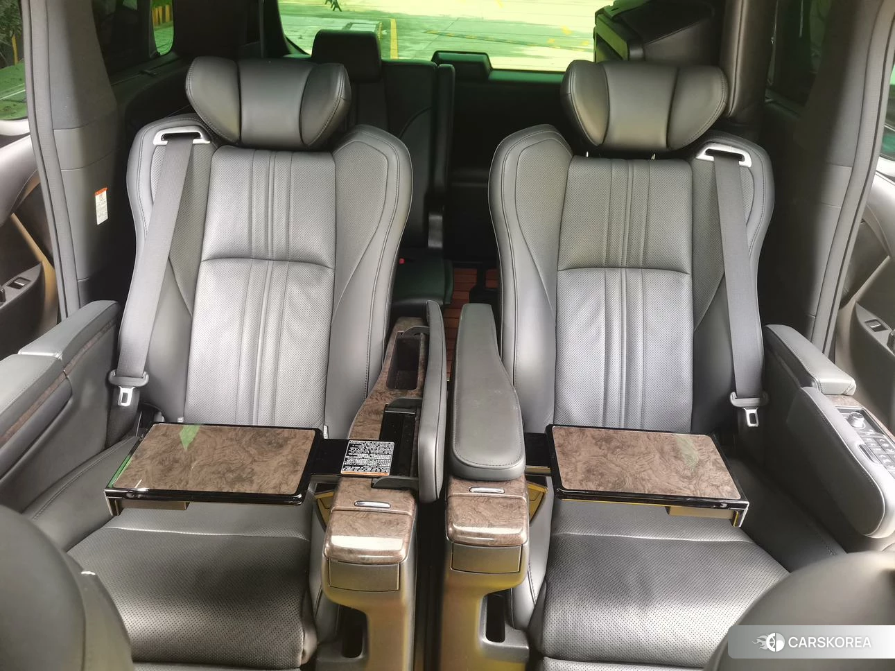 Toyota Wilfa id 4426889 из Китая 14