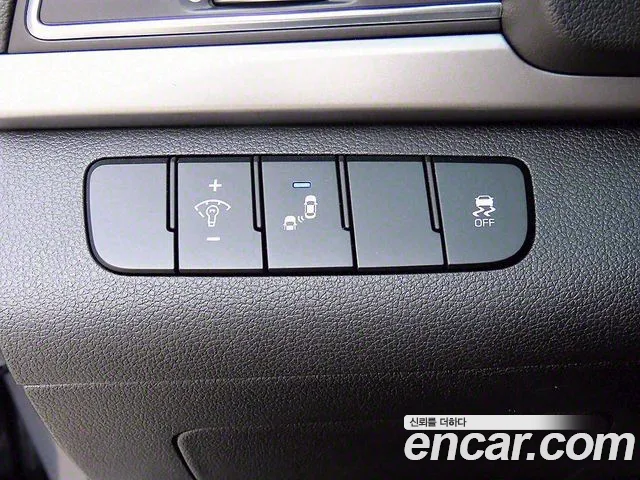 Hyundai Avante AD id 2528902 из Кореи 11