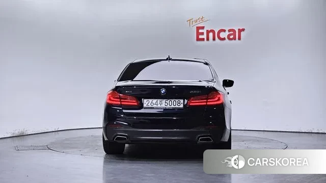 BMW 5 Series (G30) id 3612328 из Кореи 13