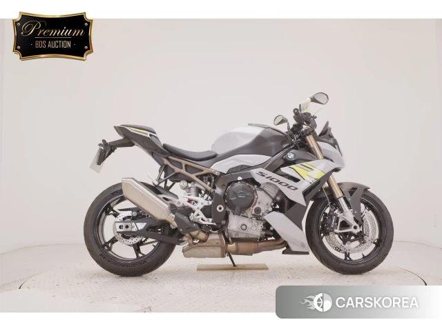 BMW S1000R 2022 из Японии