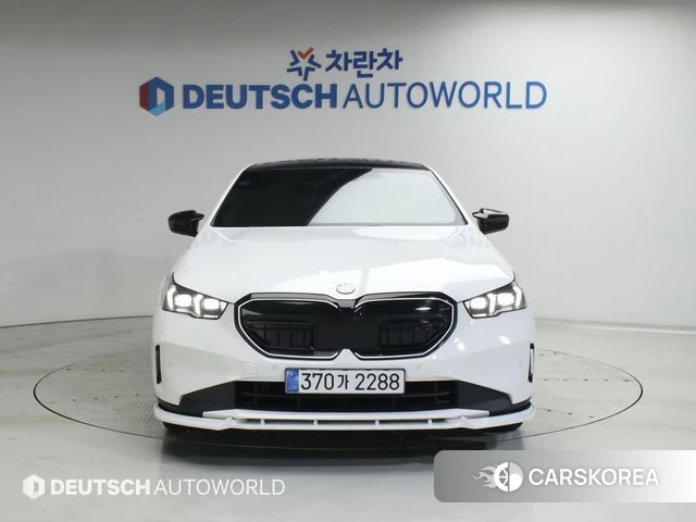 BMW 5 Series (G60) id 4628514 из Кореи 13