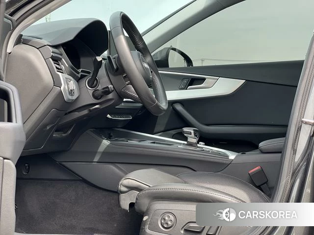 Audi A4L id 4272636 из Китая 10