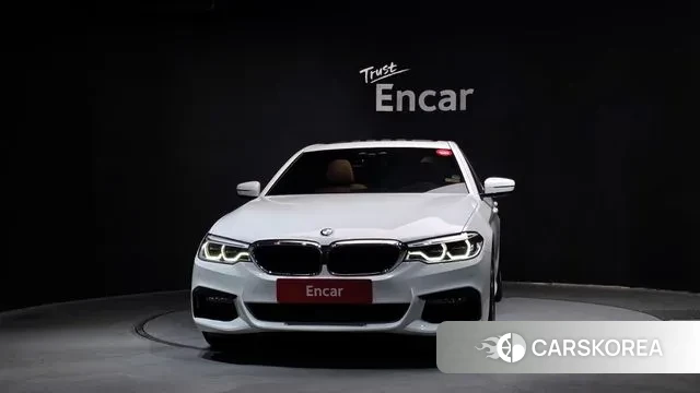 BMW 5 Series (G30) id 3390966 из Кореи 13