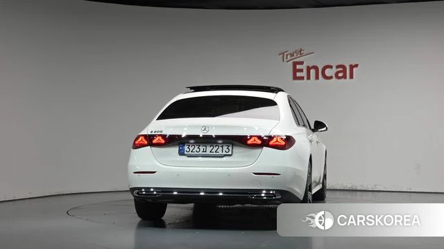 Mercedes-Benz E-Class W214 id 4847526 из Кореи 23