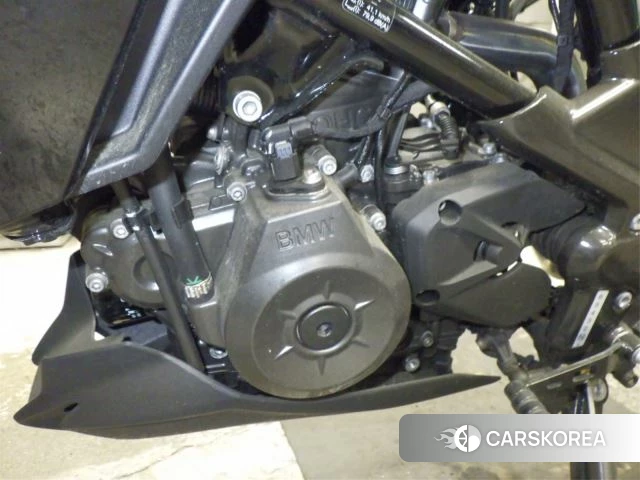 Engine photo