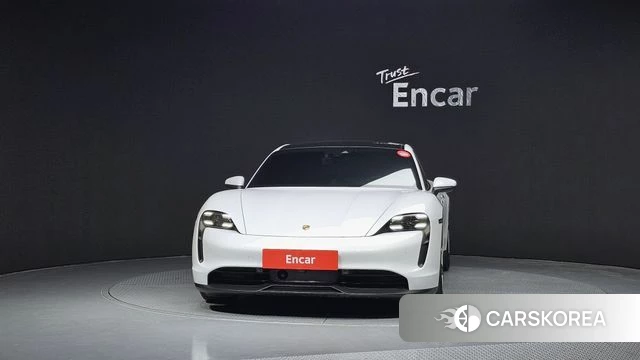 Porsche Taycan id 3843425 из Кореи 13