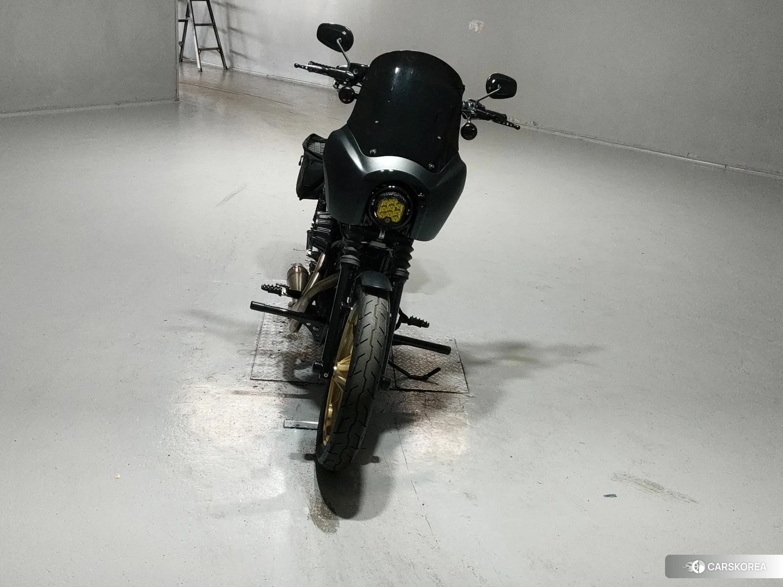Harley-Davidson Sportster XL883N 2017 из Японии, фото 4