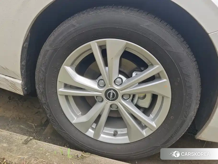 Nissan Sylphy id 4553633 из Китая 9