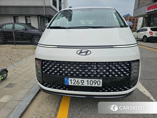 Hyundai Staria 2025 Белый из Кореи, фото 3