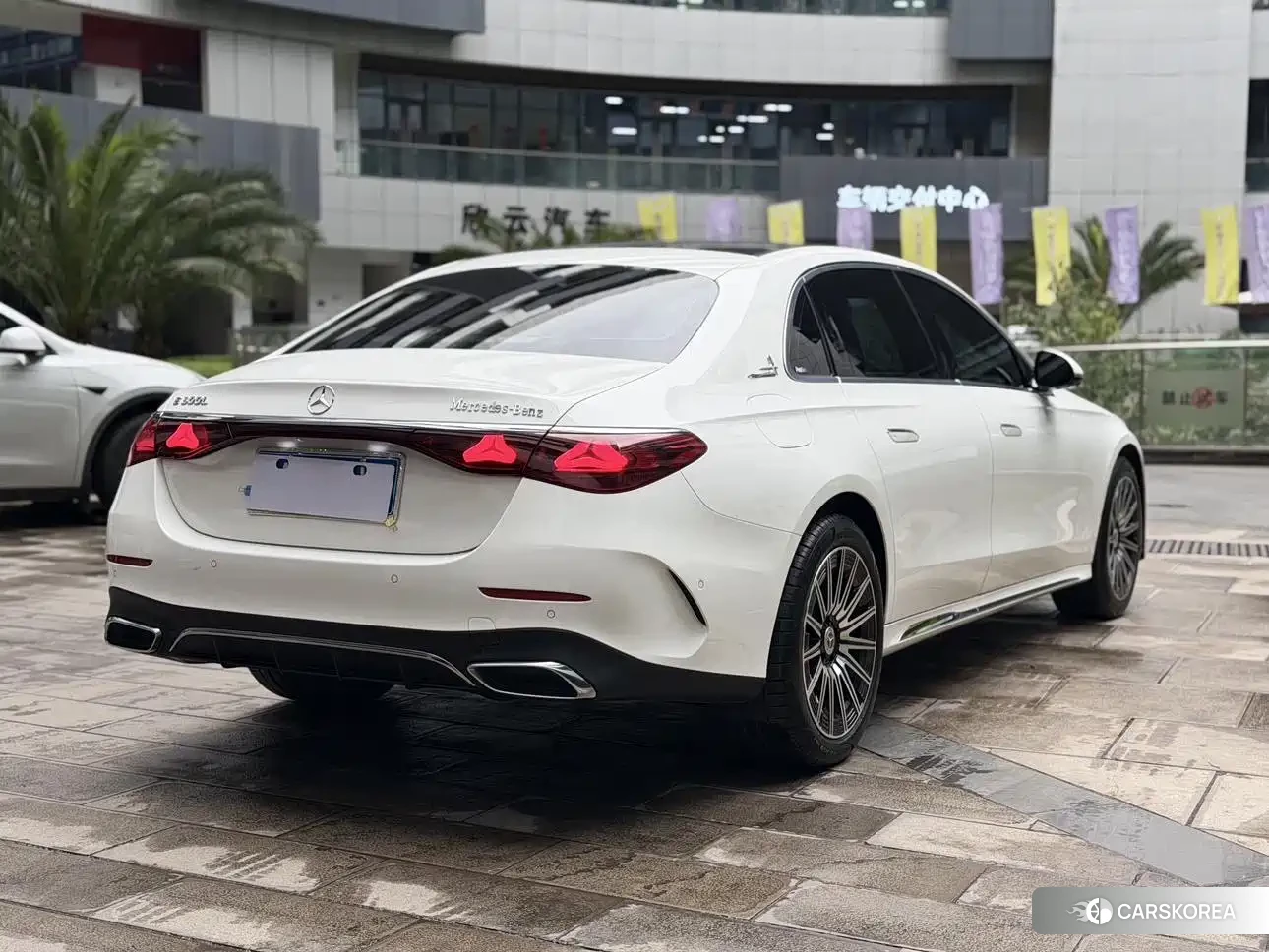 Mercedes-Benz E-Class id 4629174 из Китая 8