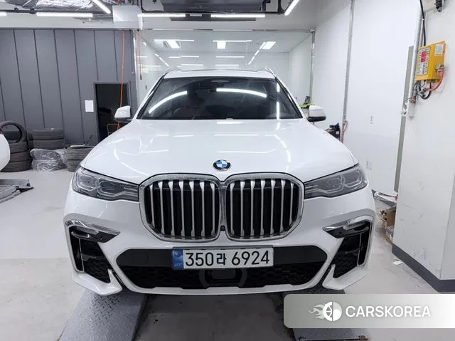 BMW X7 (G07) 2022 Белый из Кореи, фото 3
