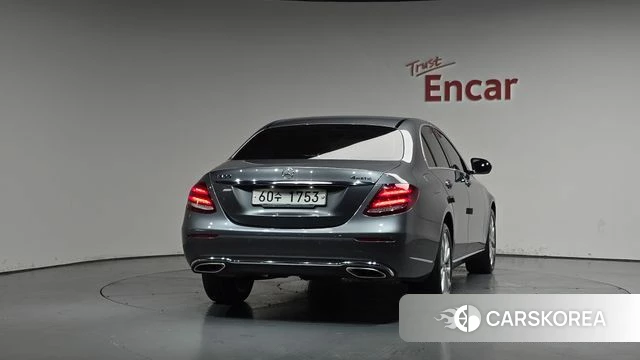 Mercedes-Benz E-Class W213 id 4311113 из Кореи 23