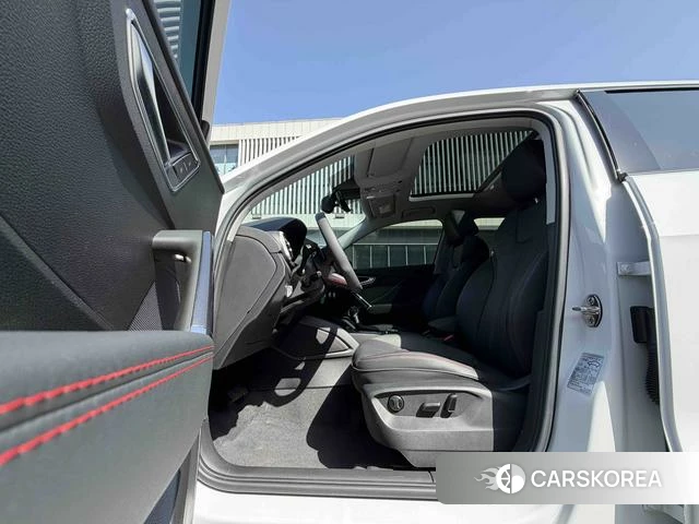 Audi Q2L id 4277112 из Китая 10