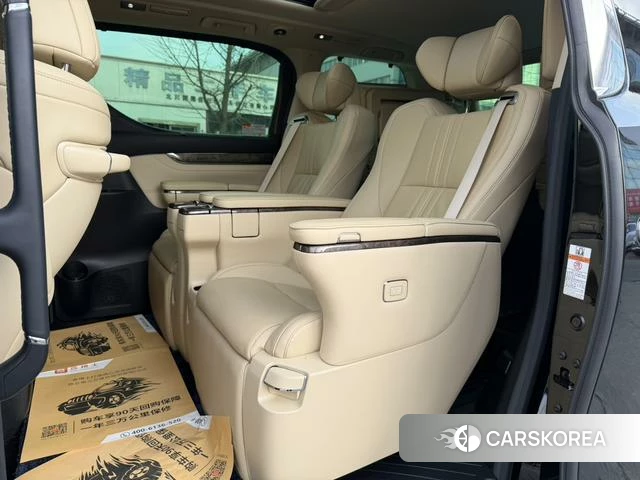 Toyota Wilfa id 4259763 из Китая 16