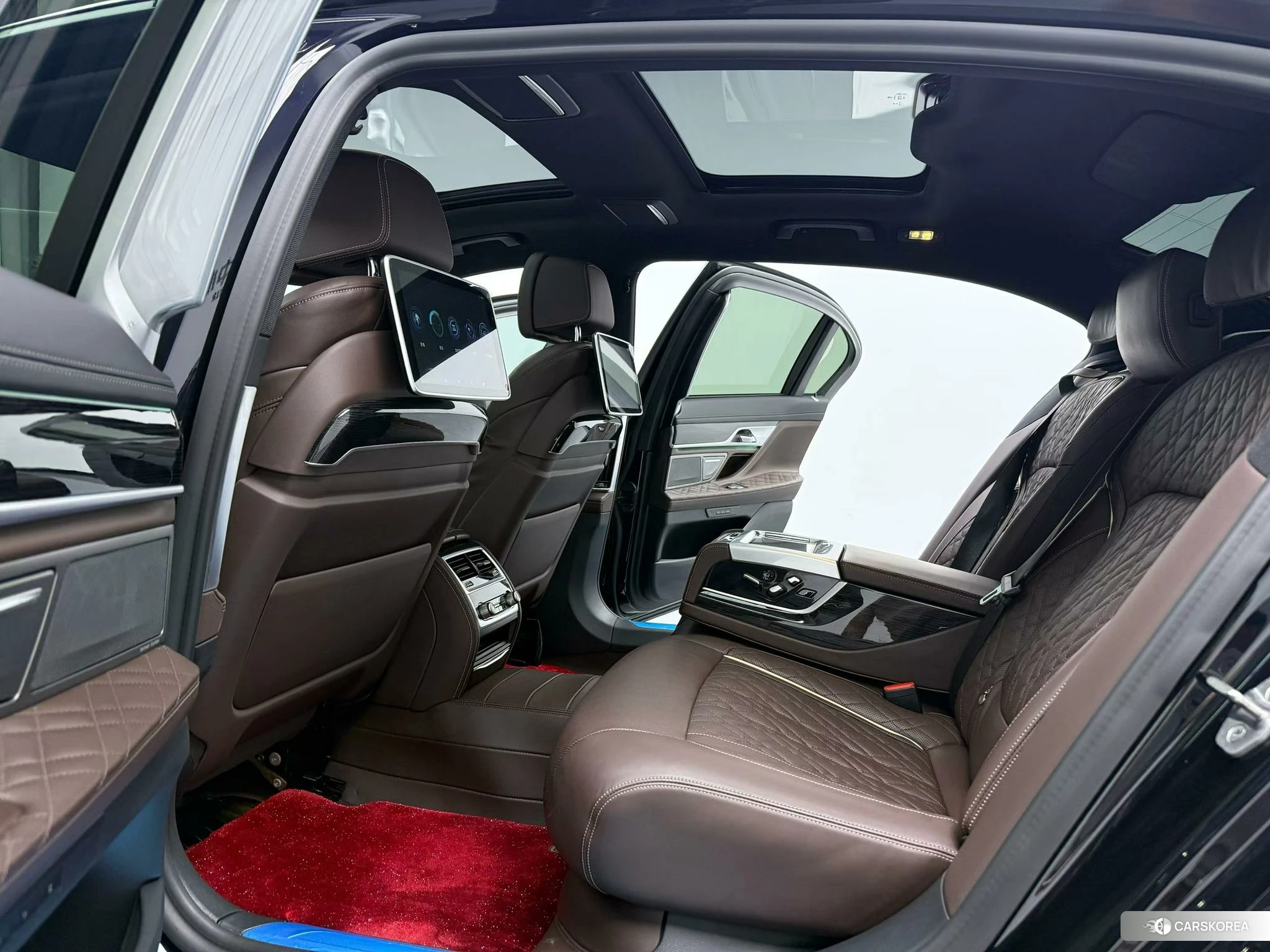 BMW 7 series 2020 Черный из Китая, фото 3
