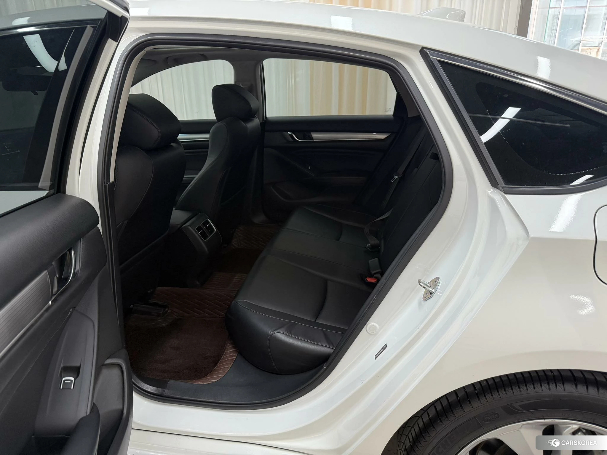 Honda Accord id 4505045 из Китая 13