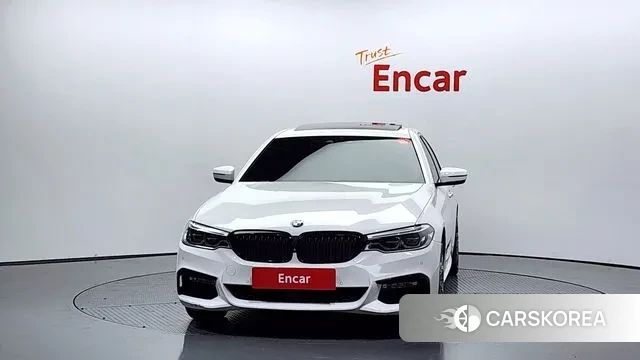 BMW 5 Series (G30) id 3474805 из Кореи 13