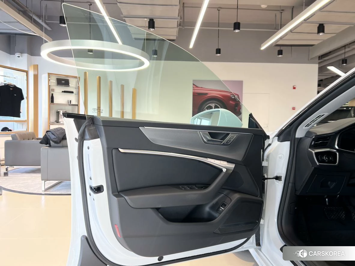 Audi A7 id 4512702 из Китая 9