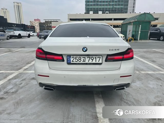 BMW 5 Series (G30) id 3858825 из Кореи 8