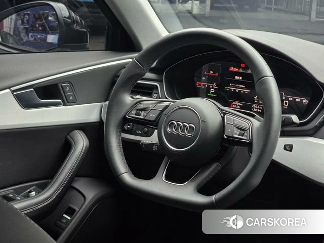 Audi A4L id 4260493 из Китая 16