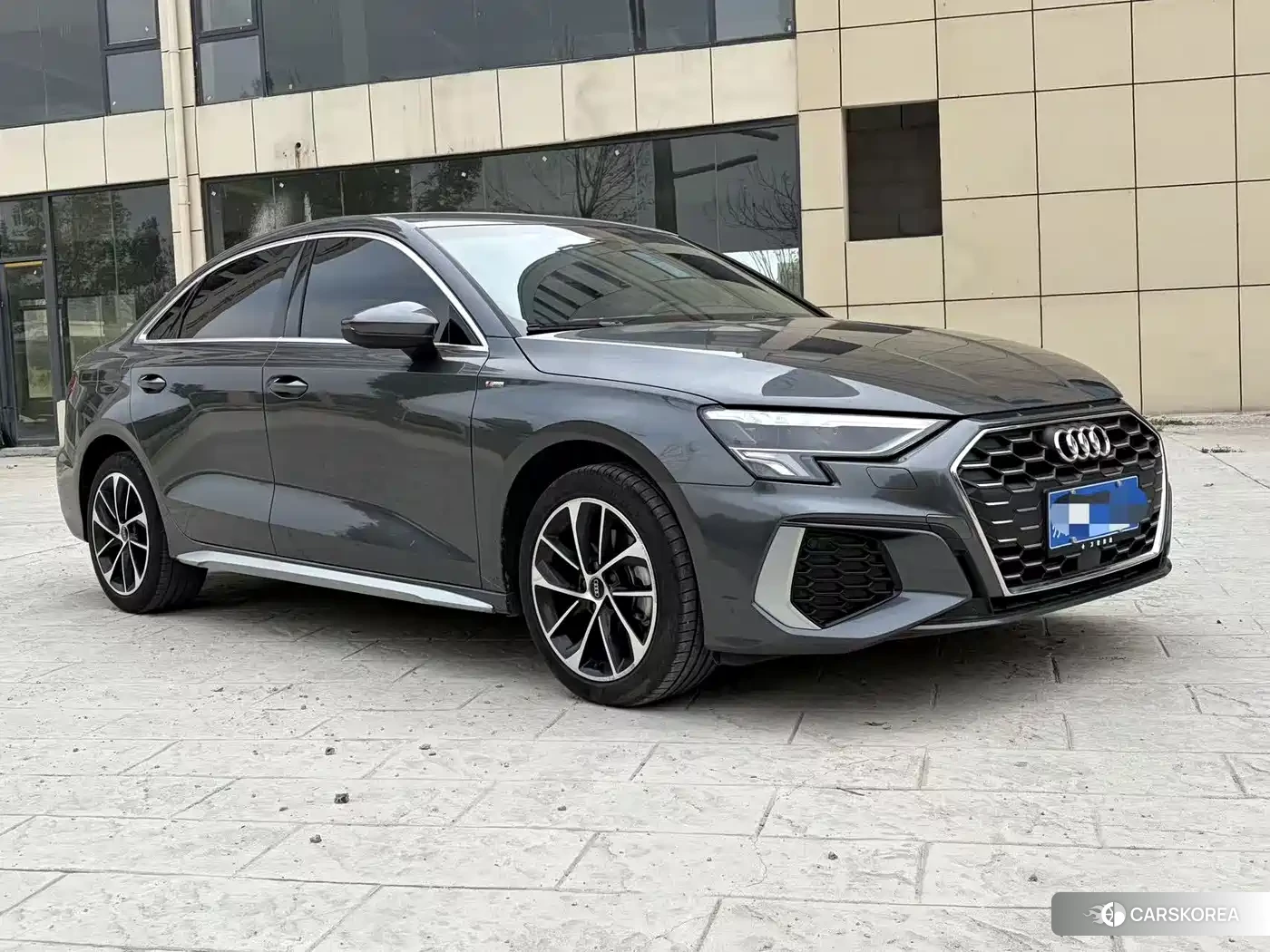 Audi A3 2024 Silver/gray из Китая, фото 3
