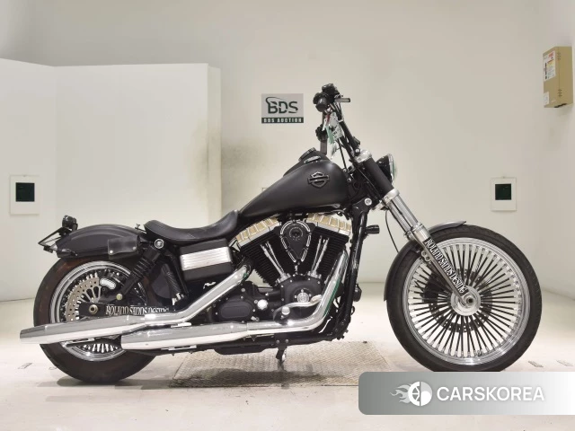 Проданный Harley-Davidson Dyna Street Bob FXDB1580 2011 из Японии