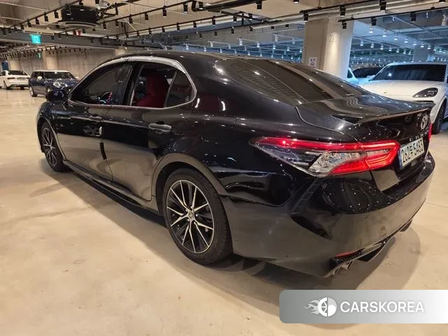 Toyota Camry (XV70) id 3416322 из Кореи 8