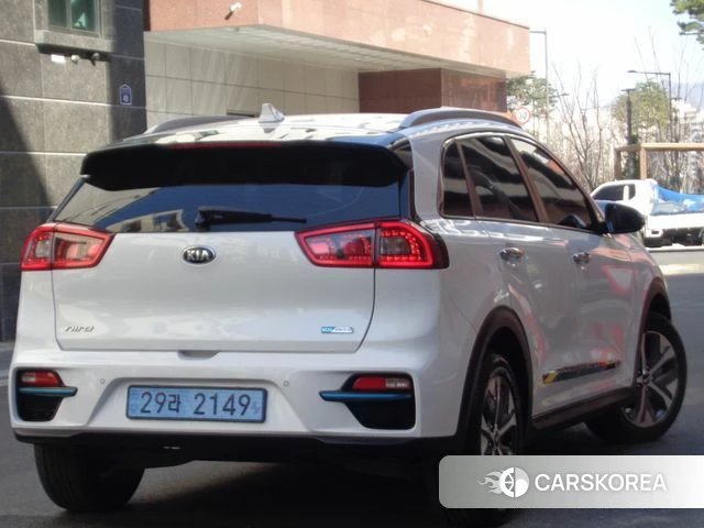 Kia Niro EV id 4206671 из Кореи 13