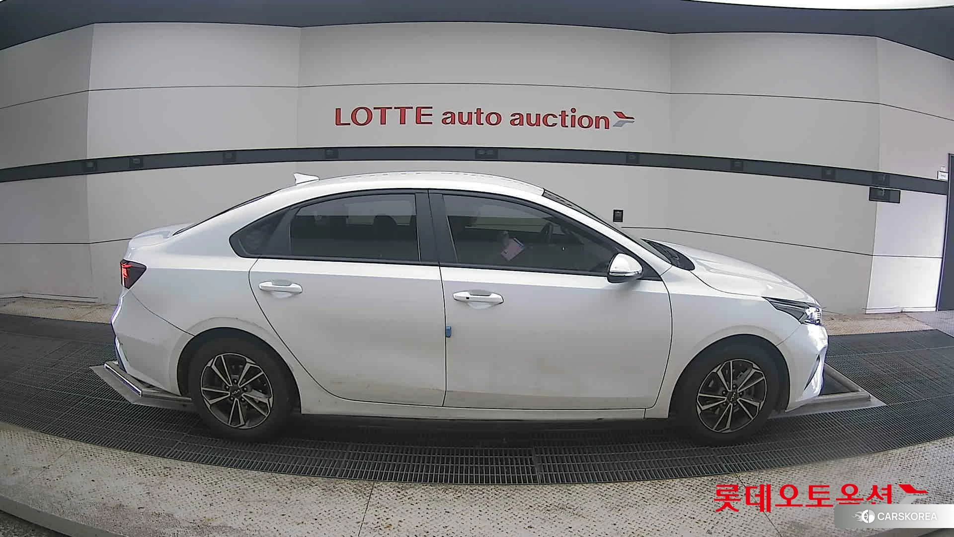 Kia K3 id 4504341 из Кореи 23