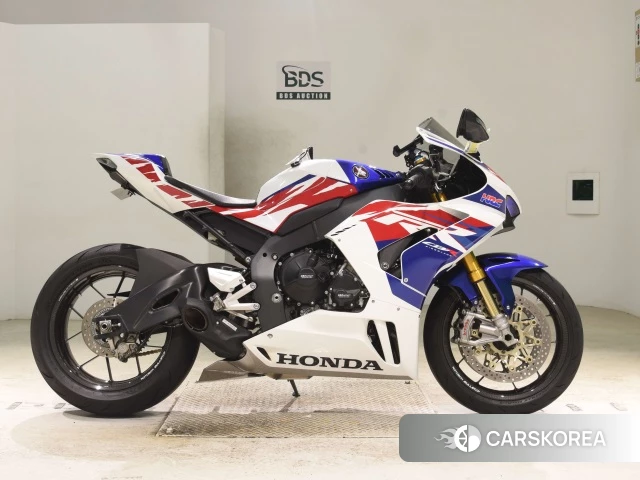Проданный Honda CBR1000RR-R FIREBLADE SP 2022 из Японии, фото 2