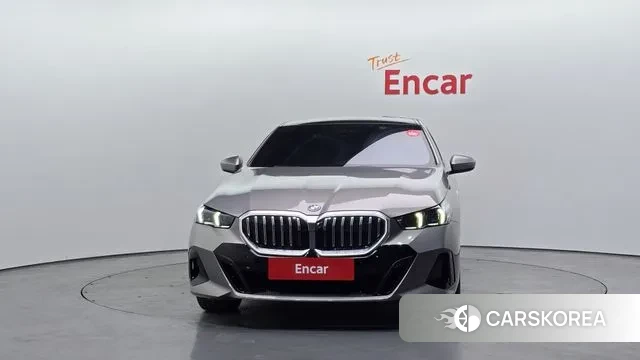 BMW 5 Series (G60) id 3739205 из Кореи 13