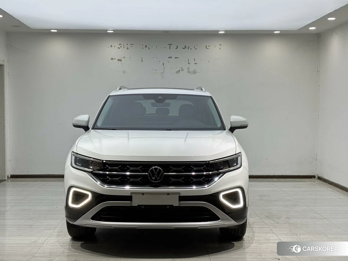 Volkswagen Tanyue 2022 Белый из Китая, фото 5