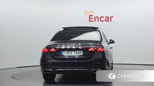Mercedes-Benz E-Class W214 id 4834490 из Кореи 23