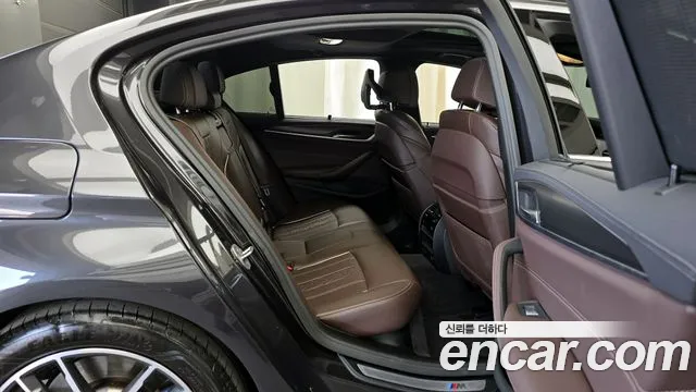 BMW 5 Series (G30) id 2658973 из Кореи 13