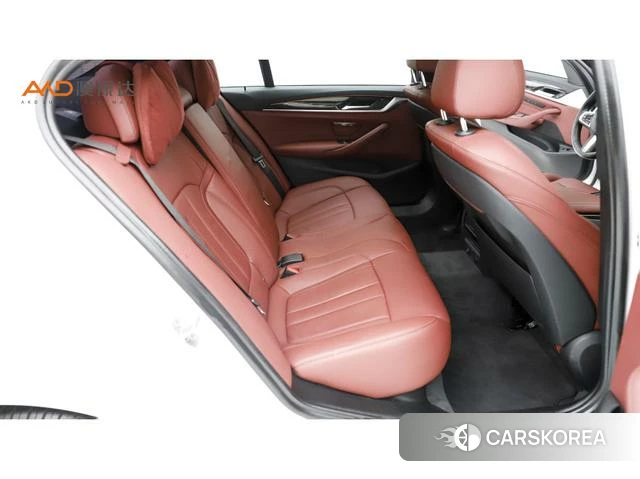 BMW 5 series 2019 Белый из Китая, фото 3