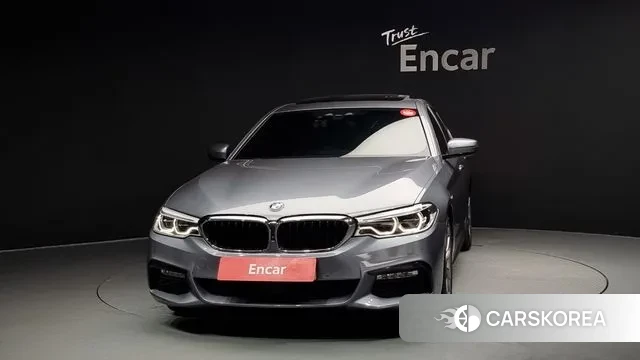 BMW 5 Series (G30) id 3009396 из Кореи 13