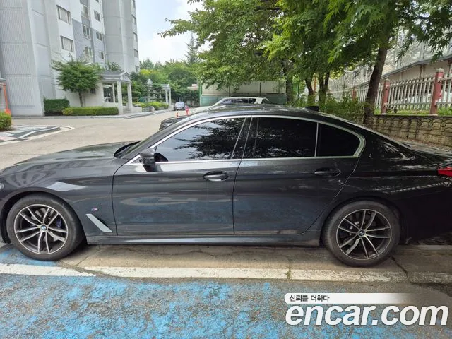 BMW 5 Series (G30) id 2710077 из Кореи 3