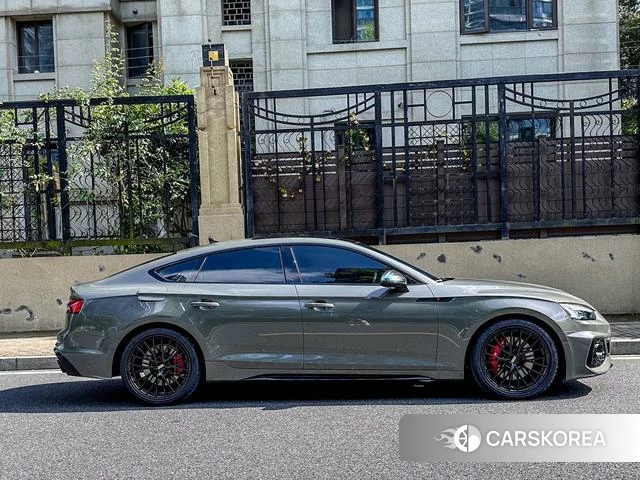 Audi S5 id 4393128 из Китая 10