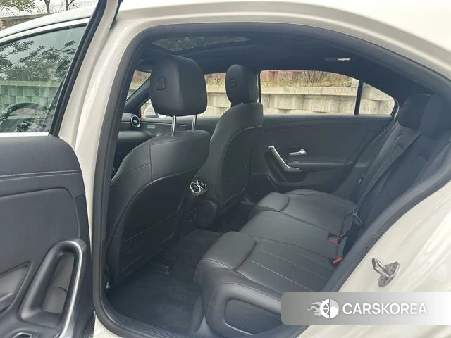 Mercedes-Benz Class A id 4335708 из Китая 8