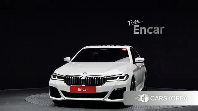 BMW 5 Series (G30) id 3556933 из Кореи 13