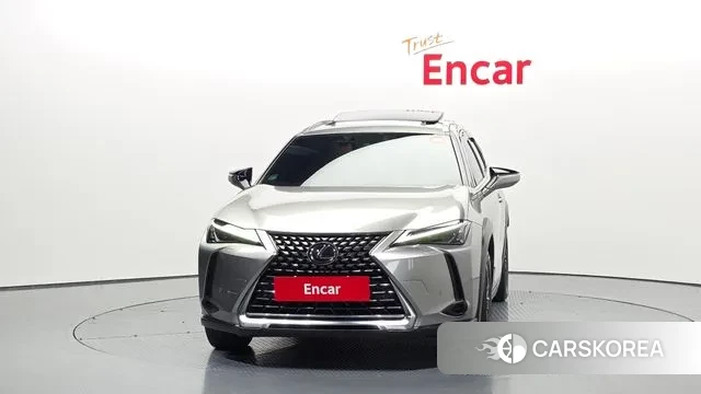 Lexus UX250h id 3769901 из Кореи 13