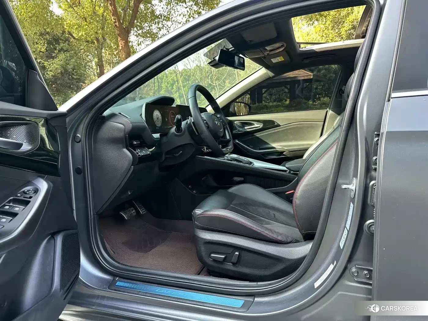 Hyundai Lafesta 2022 Silver/gray из Китая, фото 3