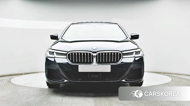 BMW 5 Series (G30) id 3865806 из Кореи 13