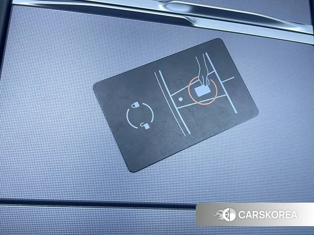 Tesla Model Y id 3920735 из Китая 13