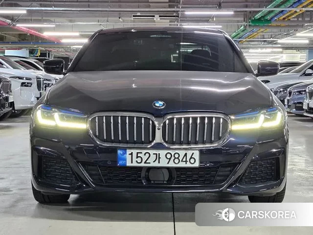 BMW 5 Series (G30) id 3586168 из Кореи 13