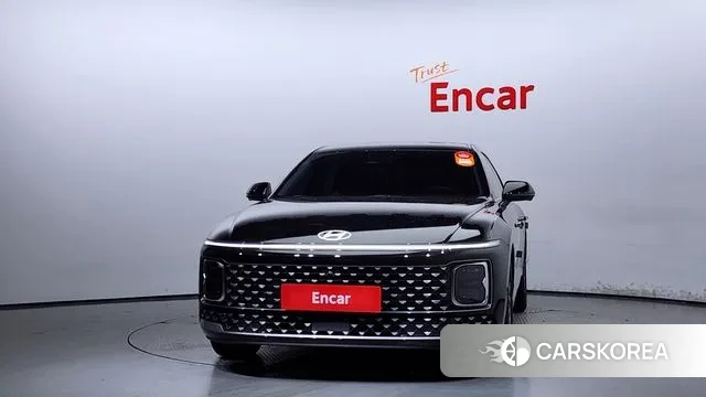 Hyundai Grandeur (GN7) id 3036816 из Кореи 13