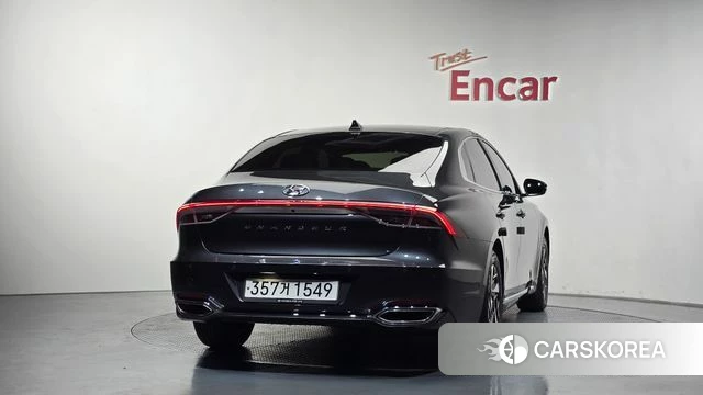 Hyundai The New Grandeur IG Hybrid id 4446850 из Кореи 23