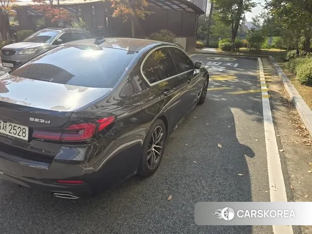 BMW 5 Series (G30) 2023 Черный из Кореи, фото 6