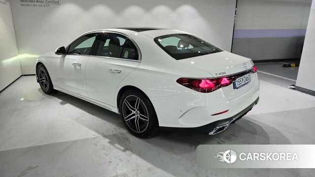 Mercedes-Benz E-Class W214 id 4584157 из Кореи 13