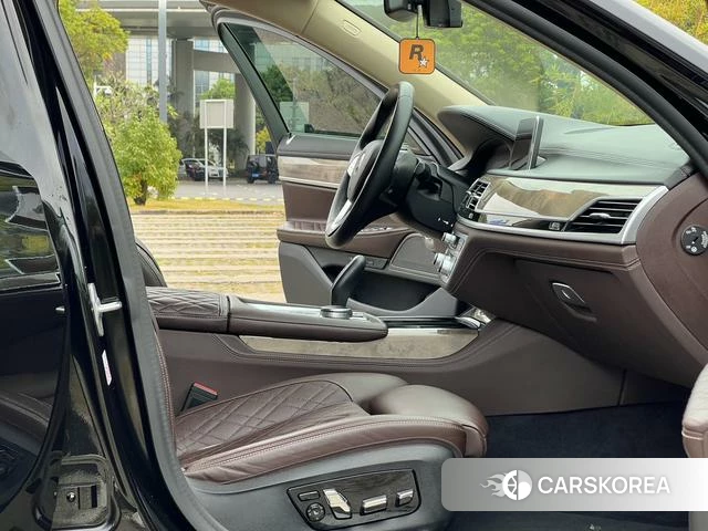BMW 7 series id 4290981 из Китая 23